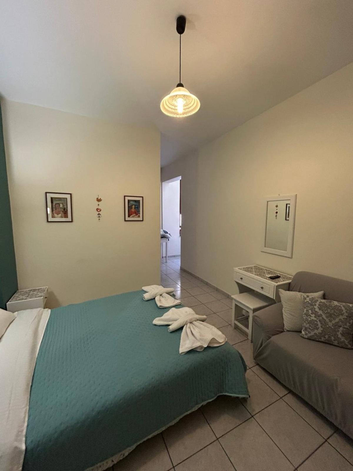 Roxani Studios-Apartments Petra  Exterior photo